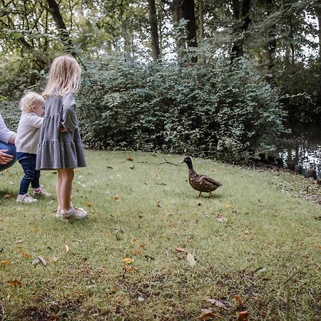 B&B Roosendaelhof Geel Buitenkant foto