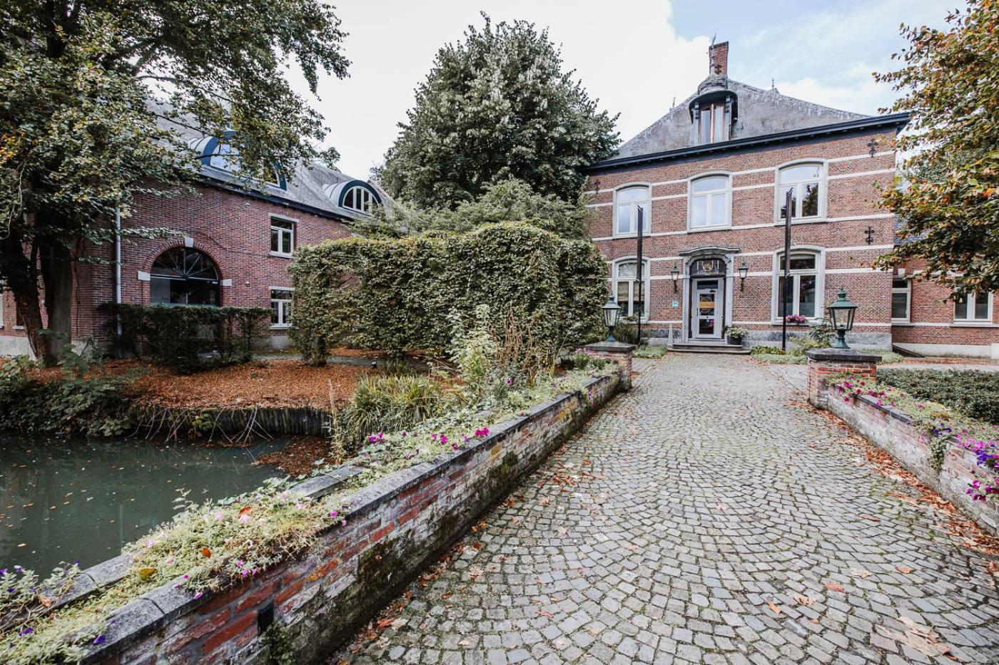 B&B Roosendaelhof Geel Buitenkant foto